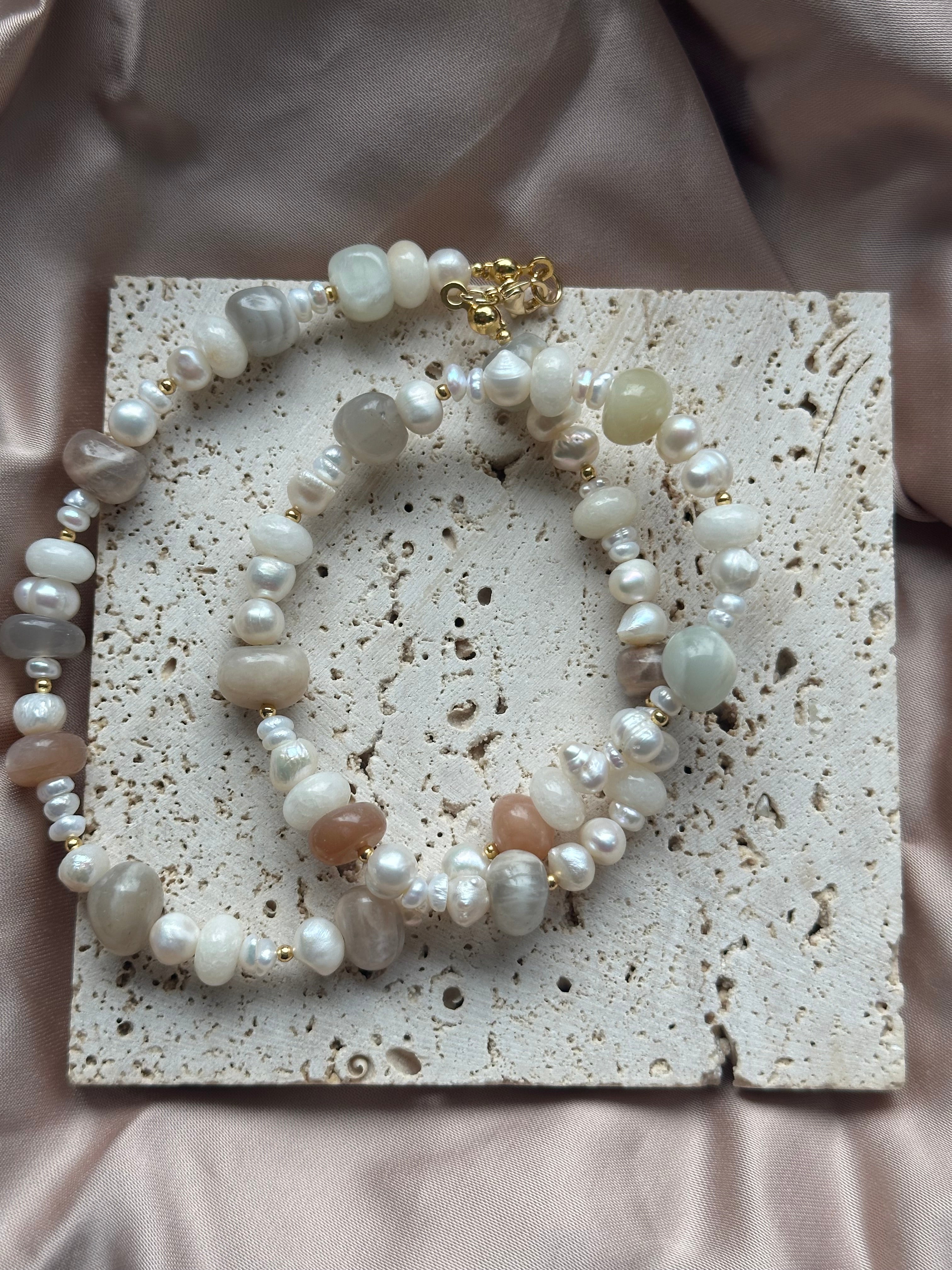 MOONSTONE - Perlenkette