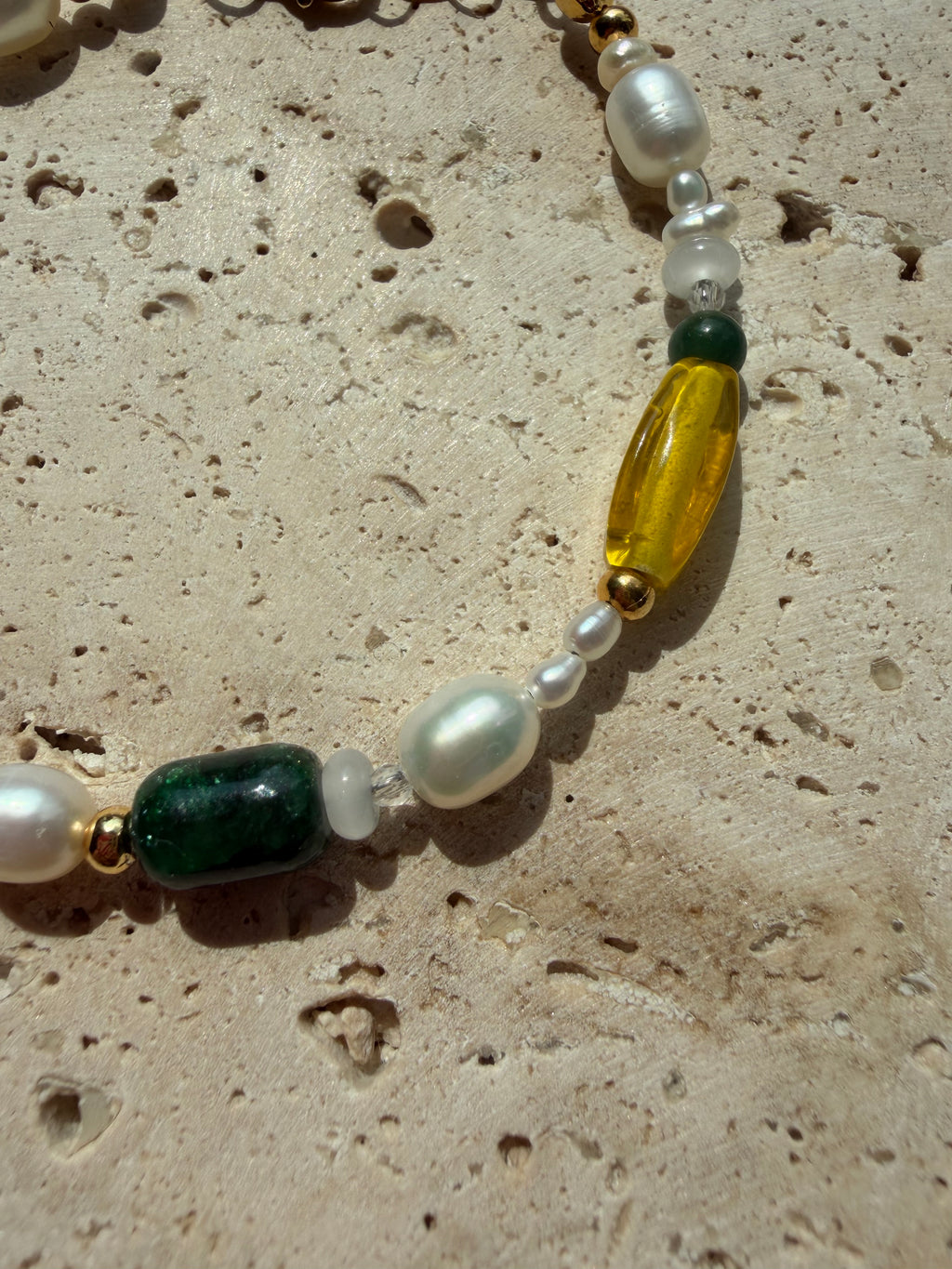 GOLDEN IVY - vergoldetes Perlenarmband
