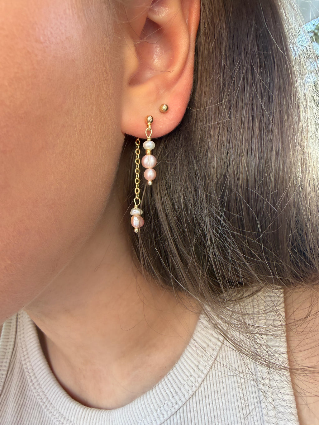 ROSE PEARL - vergoldete Perlenohrstecker