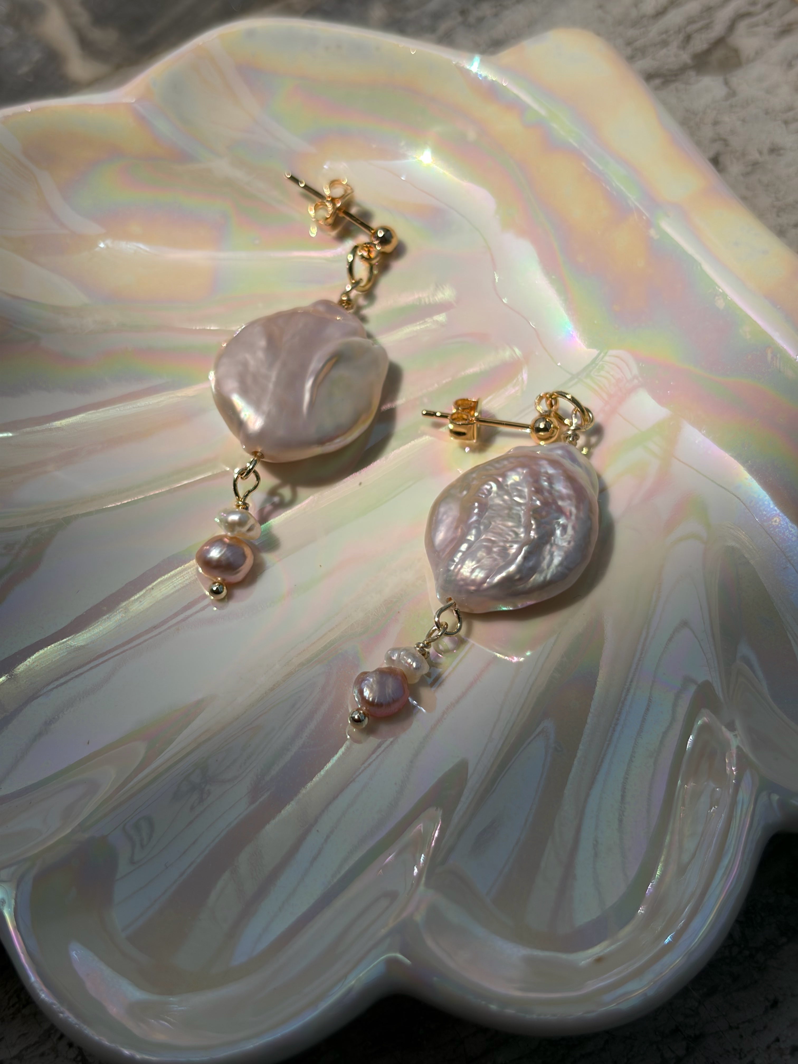 PEARL BLUSH - vergoldete Perlenohrstecker
